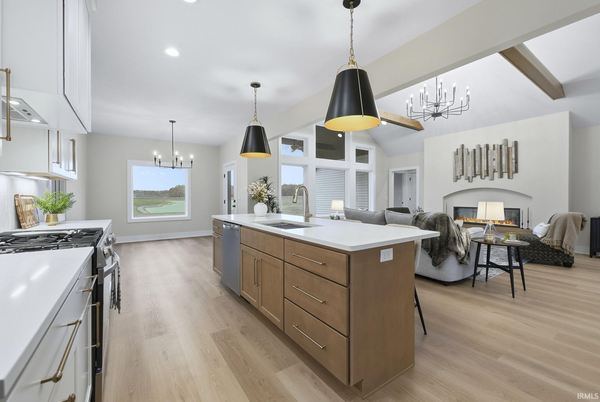 Fort Wayne, Indiana, 46835, United States, 3 Bedrooms Bedrooms, ,2 BathroomsBathrooms,Residential,For Sale,1980547