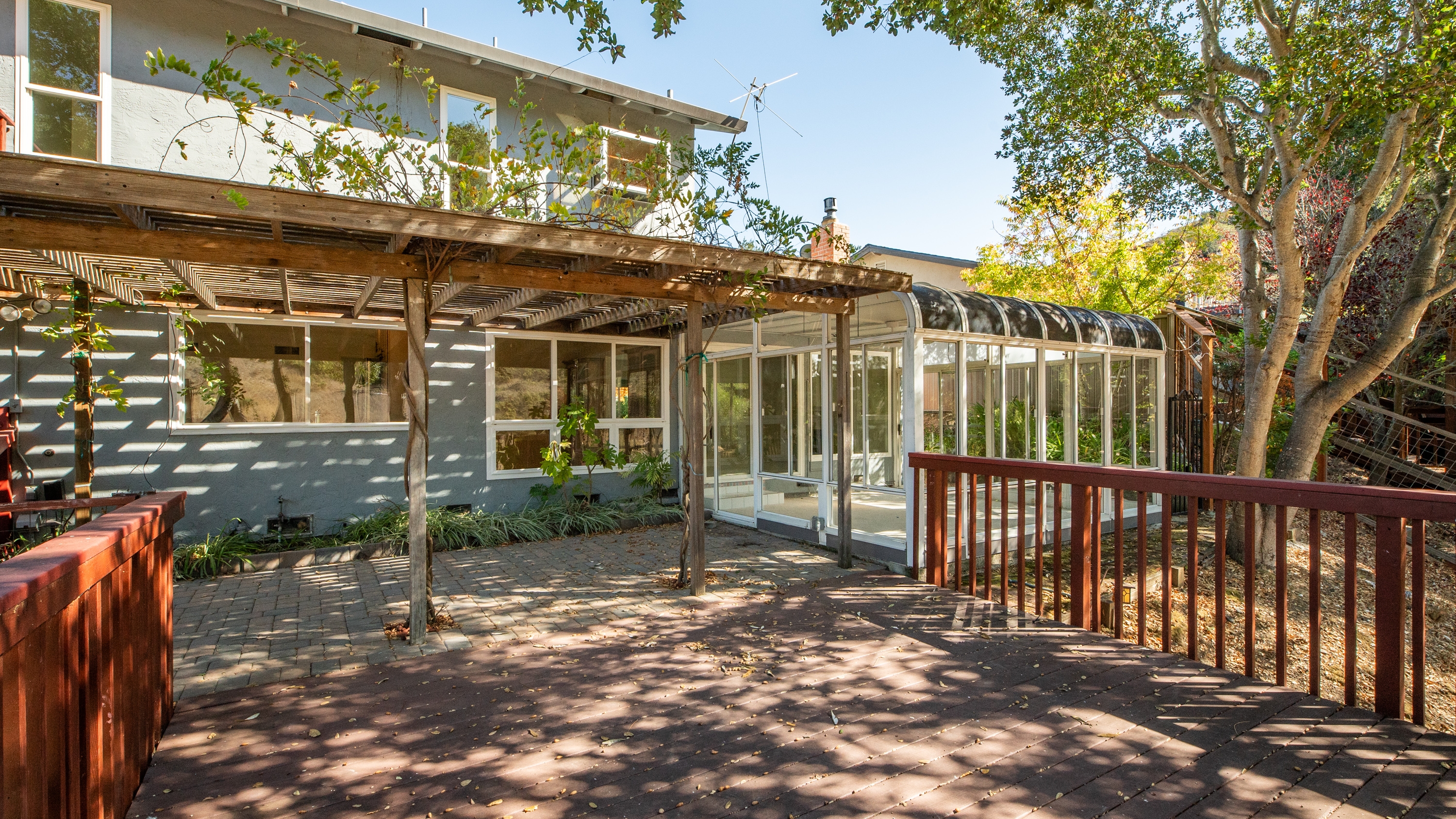  Spacious Mont Marin Contemporary with Open Space Views - 物件實景