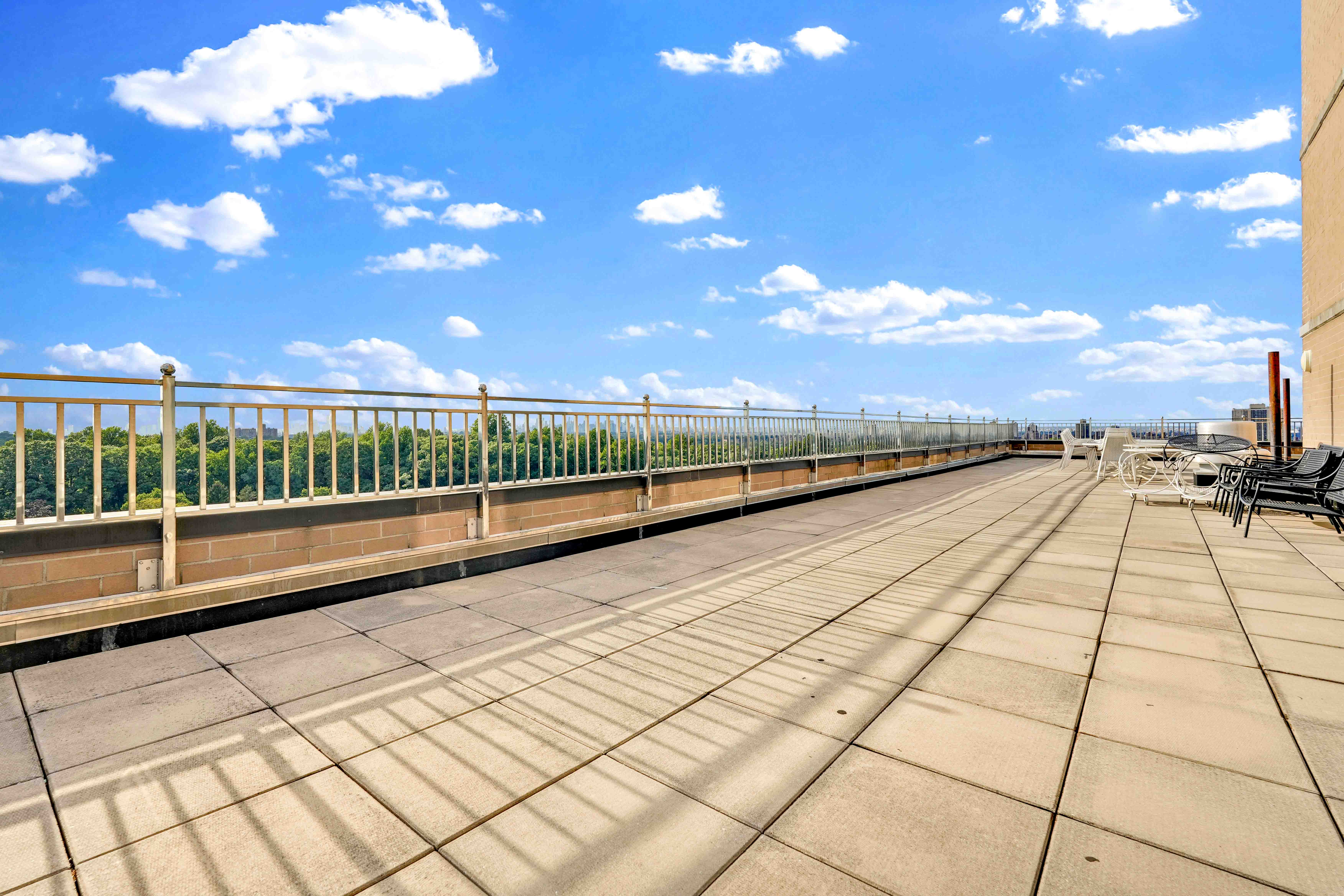  11624 Grosvenor Lane #15A, Kew Gardens, NY, 11418 - 物件實景