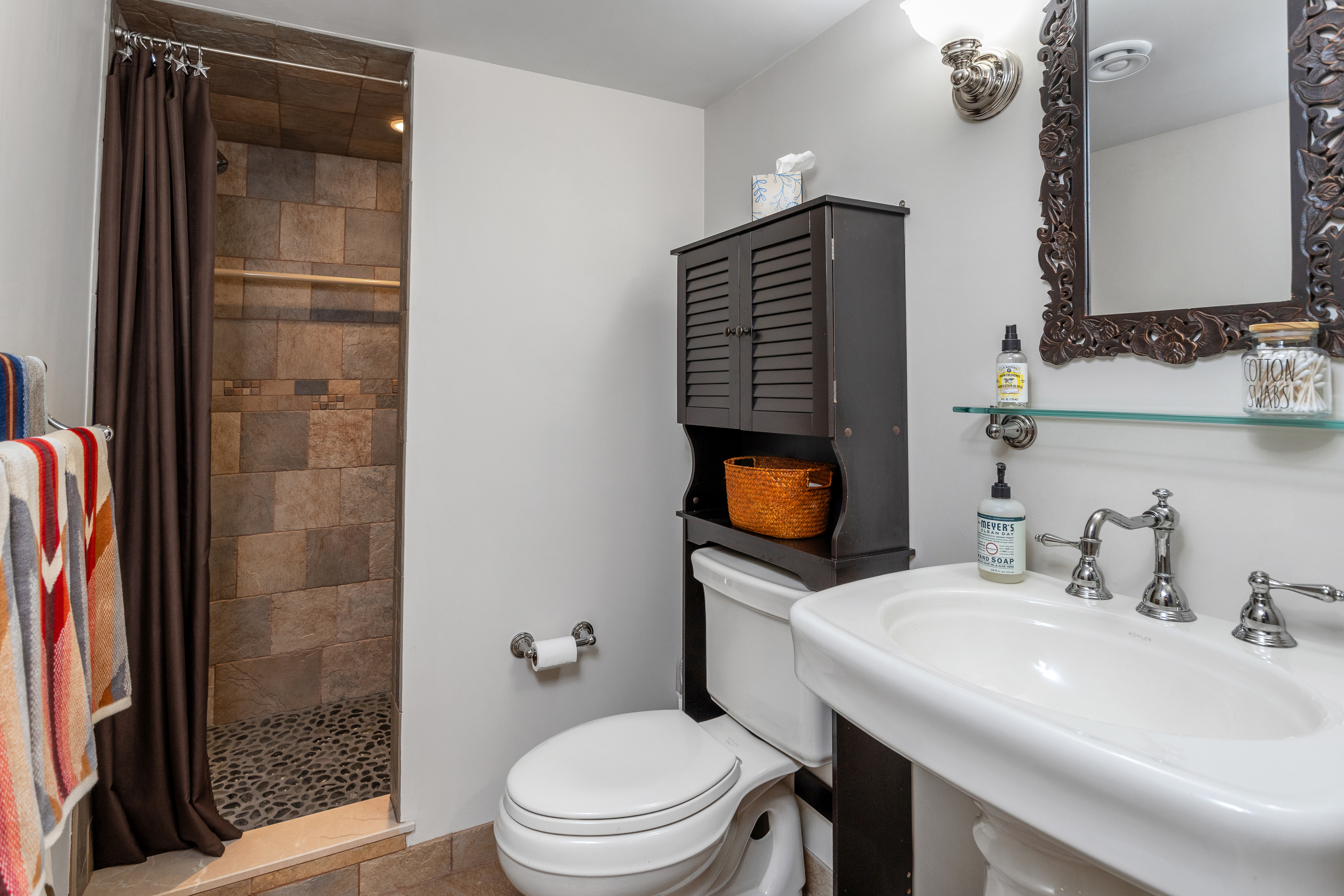 Stamford, Connecticut, 06905, United States, 2 Bedrooms Bedrooms, ,3 BathroomsBathrooms,Residential,For Sale,1987765