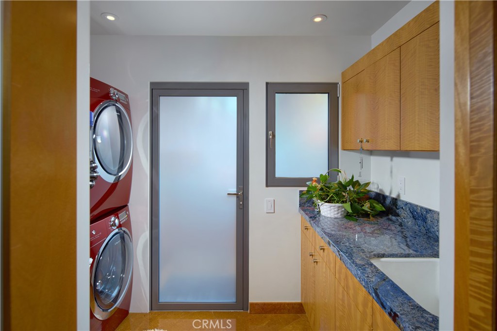 111 S La Senda Drive, Laguna Beach, California, 92651, United States, 4 Bedrooms Bedrooms, ,7 BathroomsBathrooms,Residential,For Sale,111 S La Senda Drive,1625085