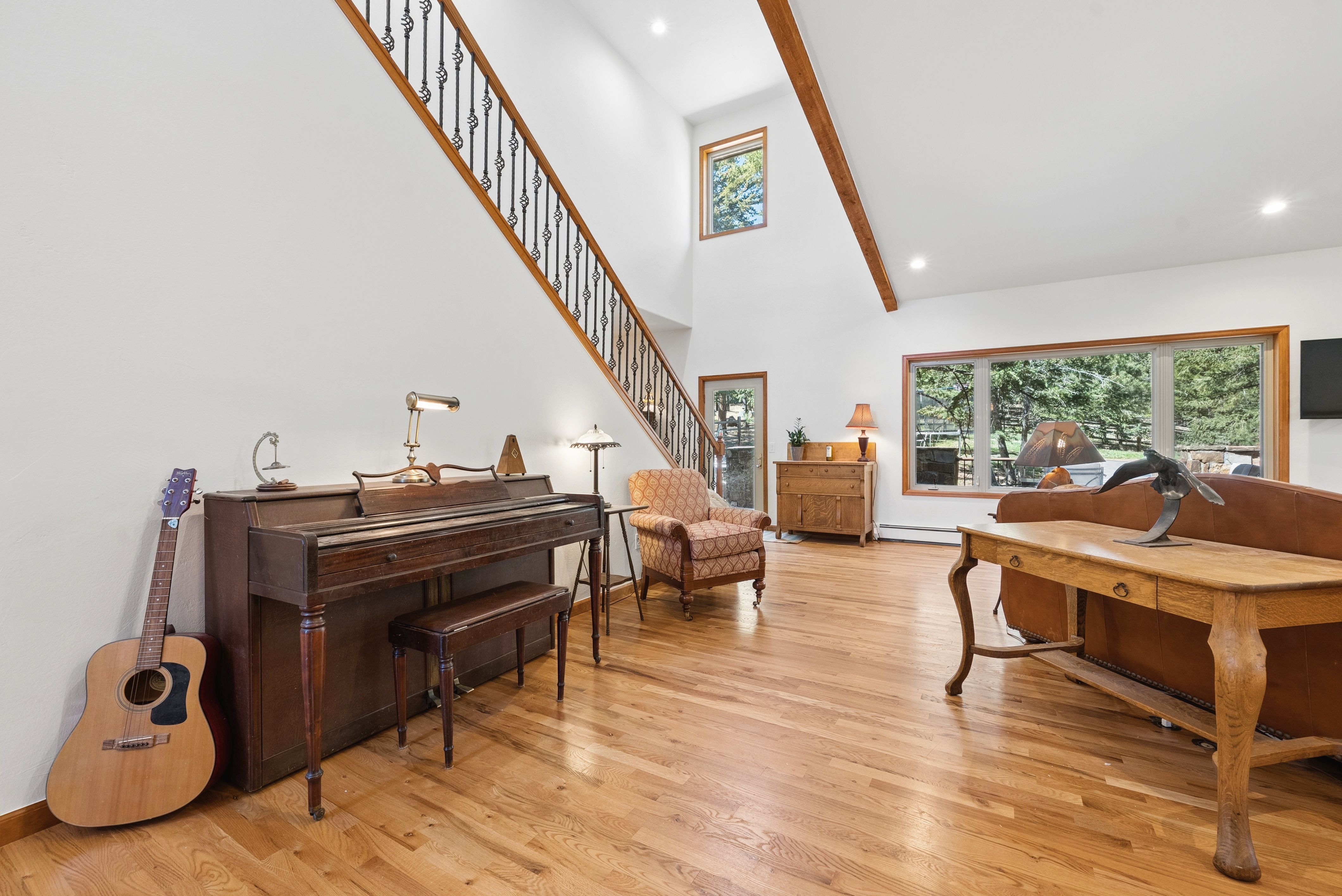  Comfort, Versatility & Evergreen Living - 物件實景