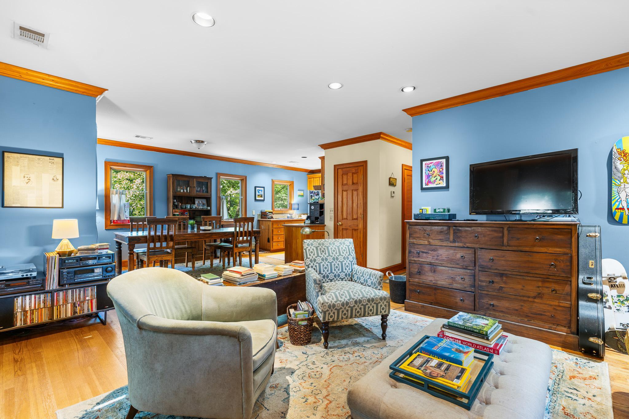  Charming Duplex in Sought-After Loring Heights - 物件實景