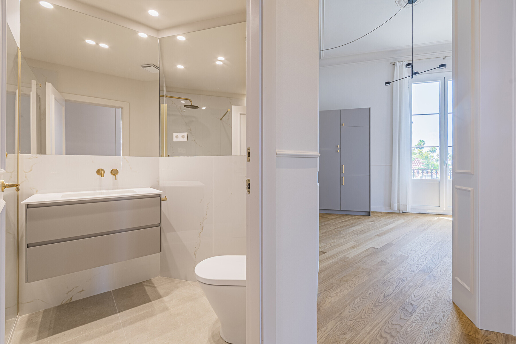  Renovated corner apartment in El Born with views of Port Vell - 物件實景