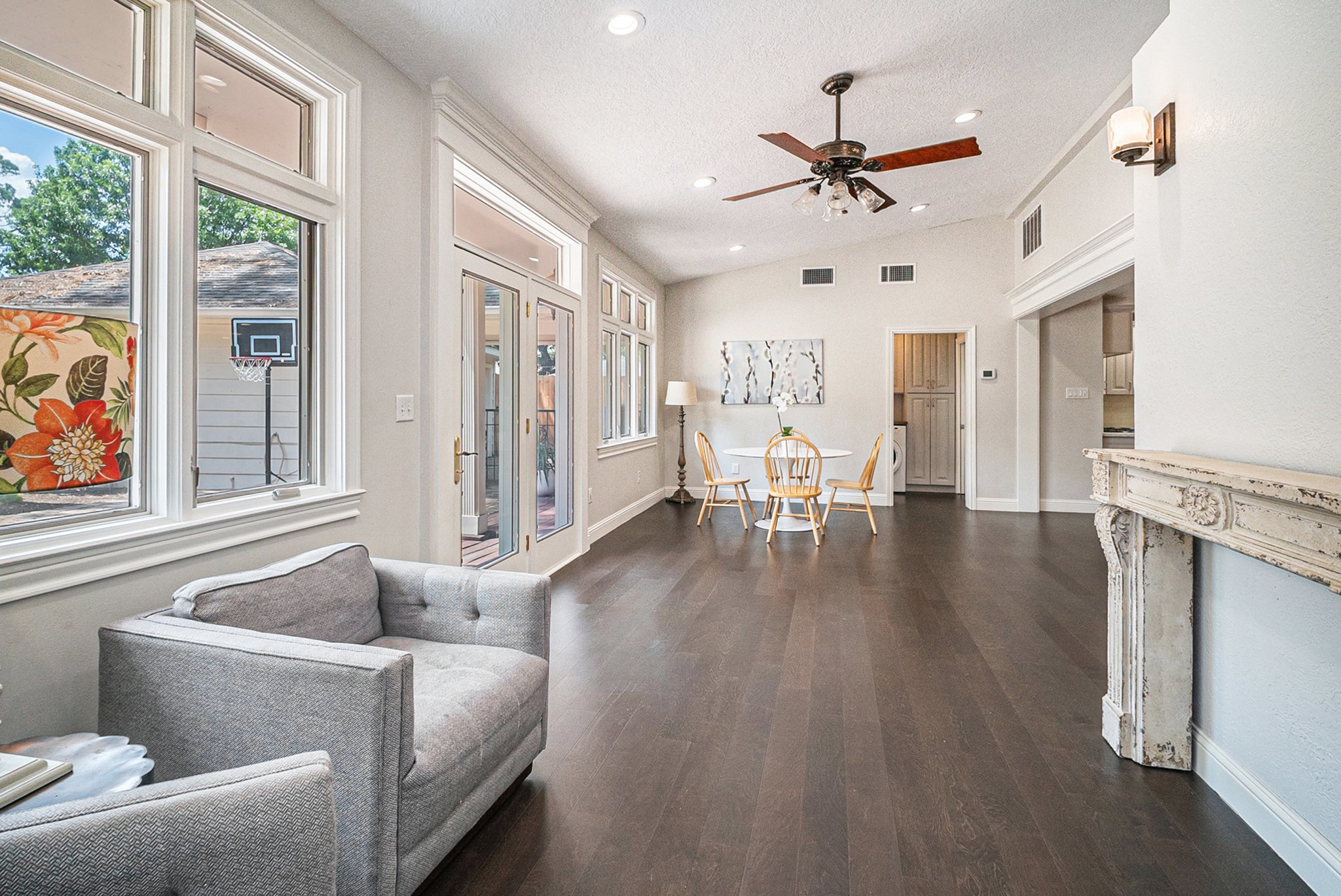 Houston, Texas, 77079, United States, 5 Bedrooms Bedrooms, ,3 BathroomsBathrooms,Residential,For Sale,1968834