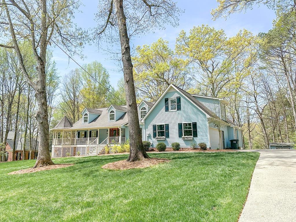 Calhoun, Georgia, 30701, United States, 4 Bedrooms Bedrooms, ,3 BathroomsBathrooms,Residential,For Sale,1762093