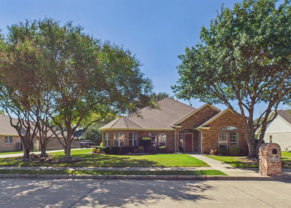 Waxahachie, Texas, 75165, United States, 3 Bedrooms Bedrooms, ,2 BathroomsBathrooms,Residential,For Sale,1977145