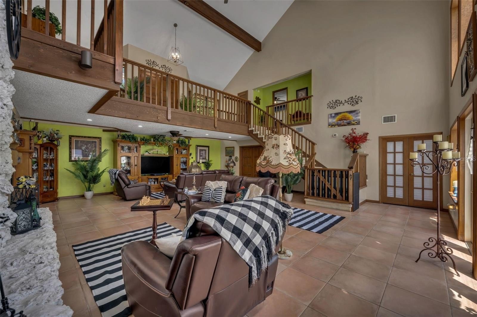 DELTONA, Florida, 32725, United States, 5 Bedrooms Bedrooms, ,3 BathroomsBathrooms,Residential,For Sale,1983219