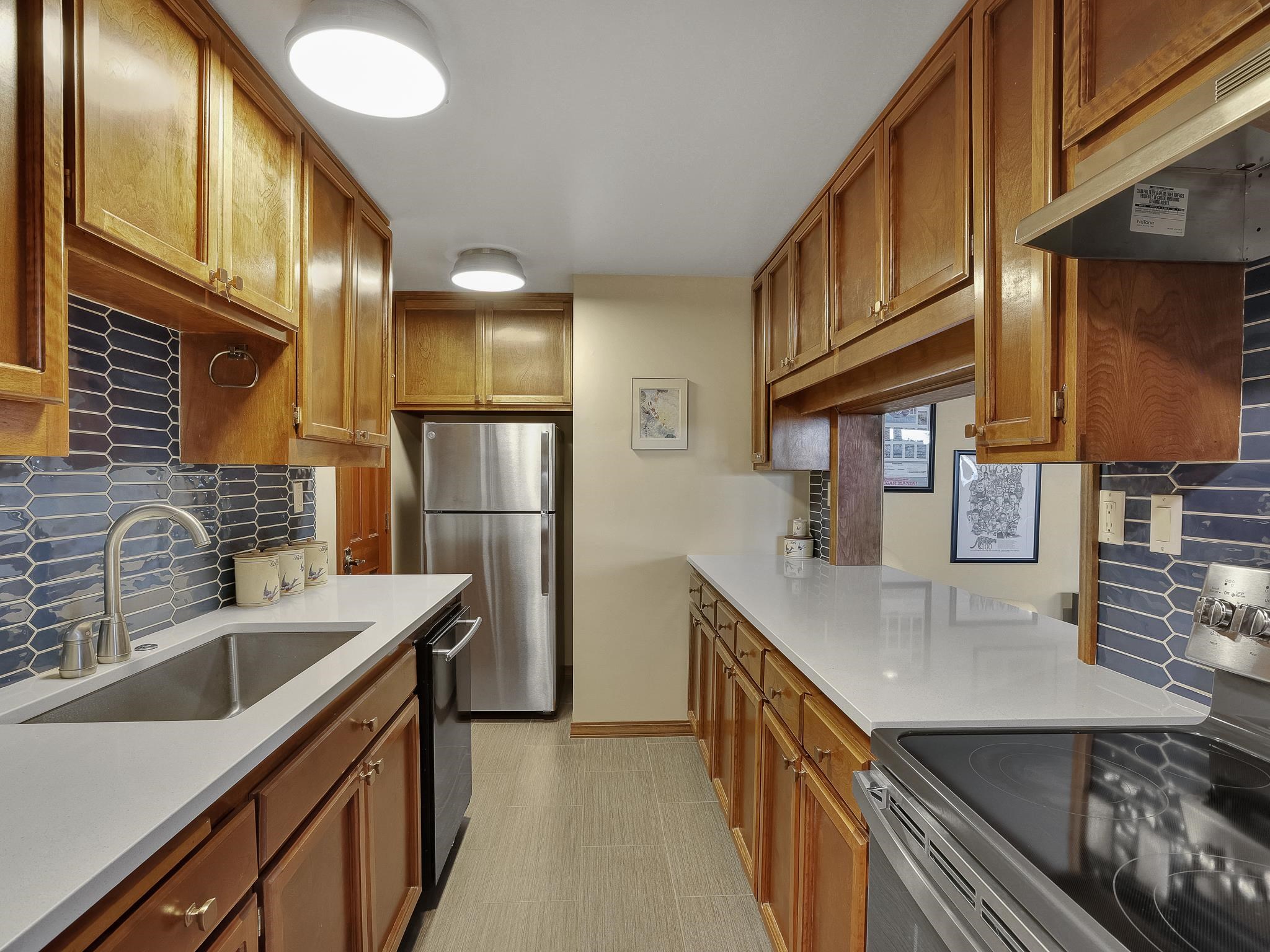 Spokane, Washington, 99203, United States, 6 Bedrooms Bedrooms, ,5 BathroomsBathrooms,Residential,For Sale,2043008