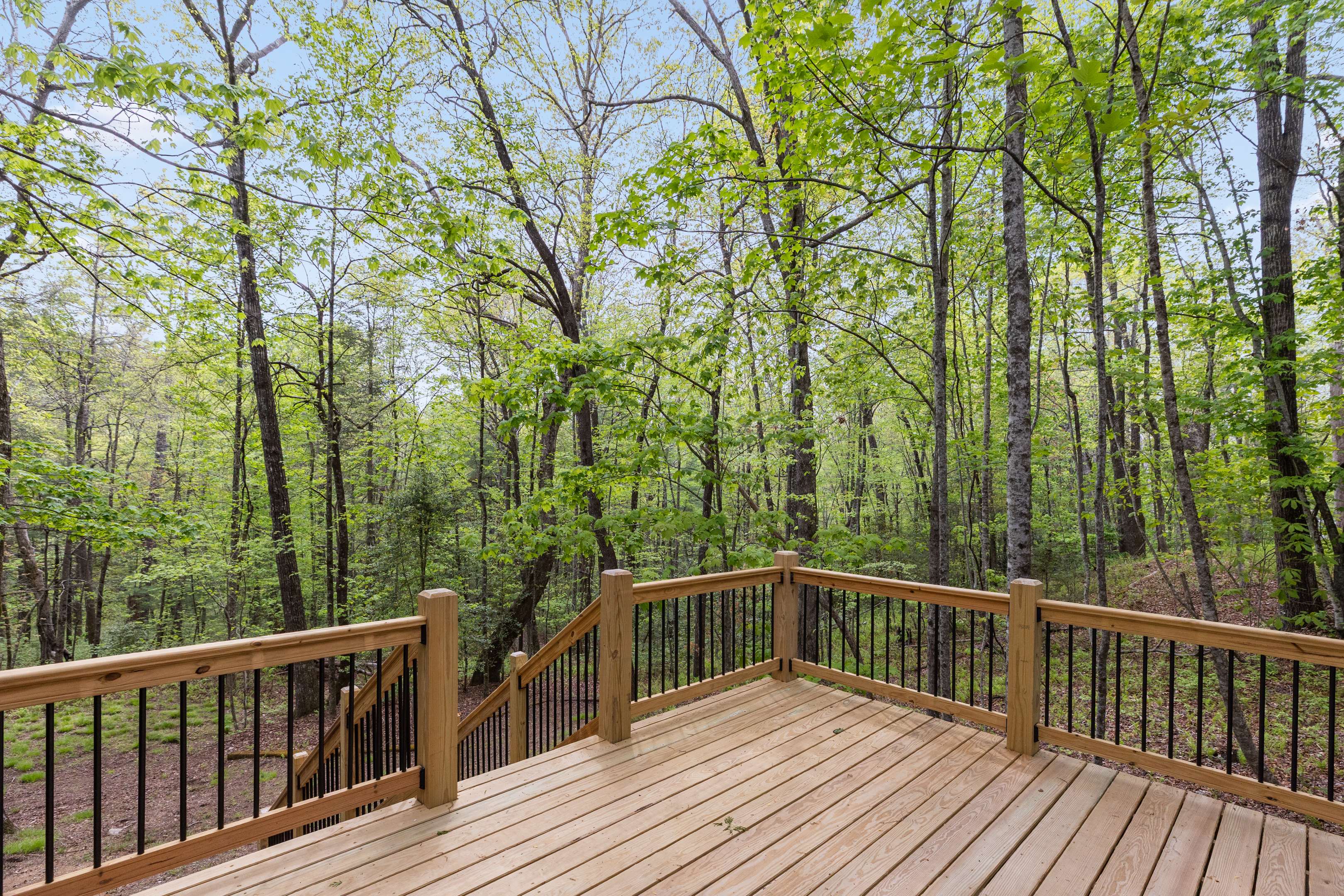  2129 Black Oak Drive - 物件實景