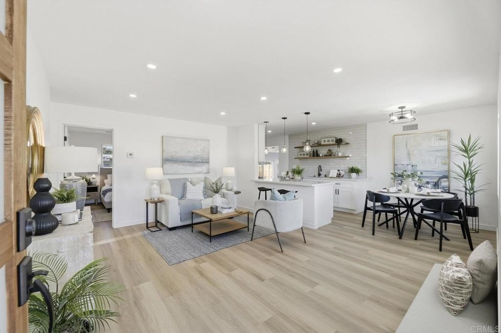 Escondido, California, 92027, United States, 3 Bedrooms Bedrooms, ,2 BathroomsBathrooms,Residential,For Sale,1990327