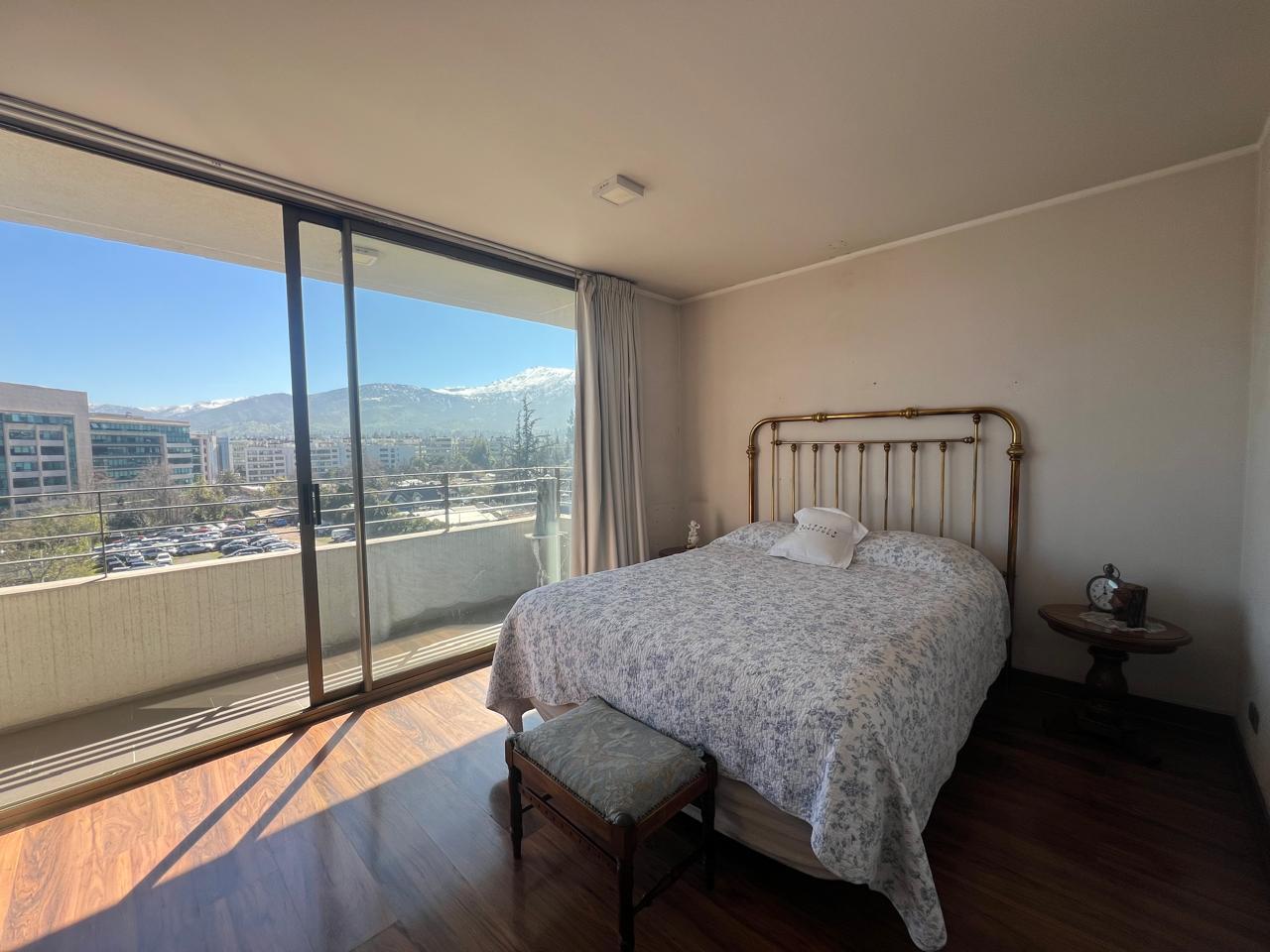 Lo Barnechea, Chile, 3 Bedrooms Bedrooms, ,4 BathroomsBathrooms,Residential,For Sale,1934460
