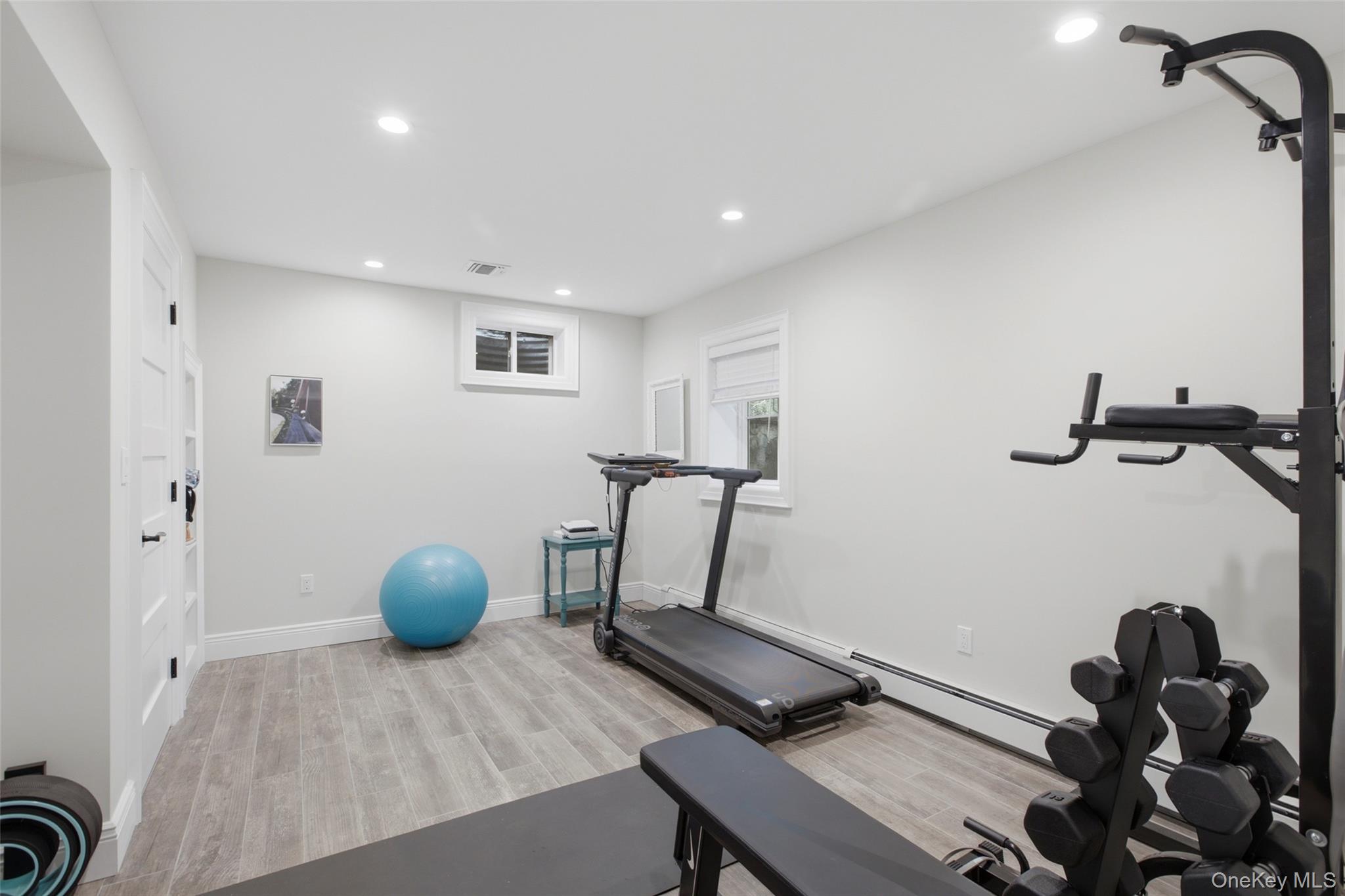  18 W Meadow Road, Setauket, NY, 11733 - 物件實景