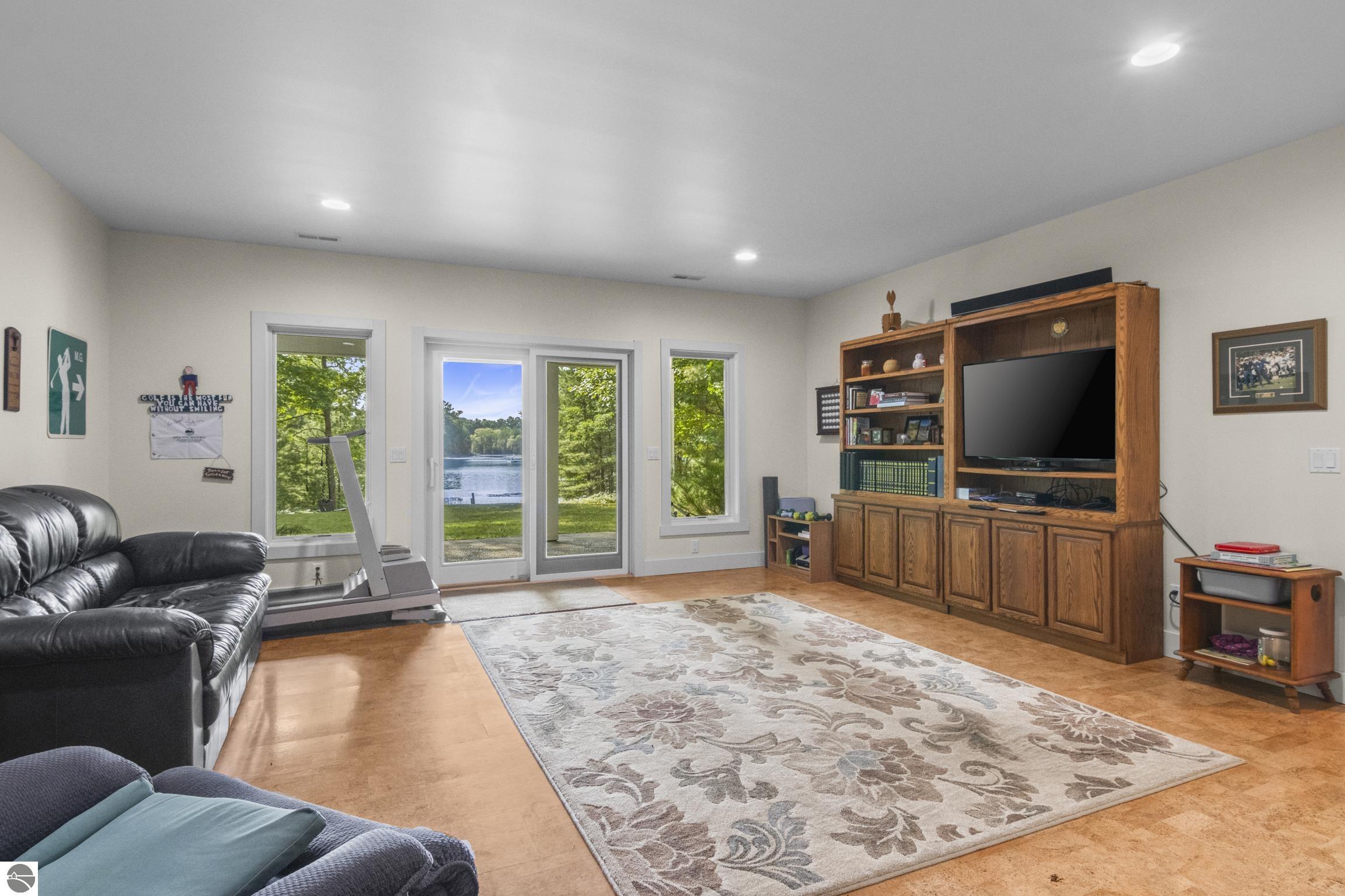 Traverse City, Michigan, 49696, United States, 4 Bedrooms Bedrooms, ,2 BathroomsBathrooms,Residential,For Sale,1975308