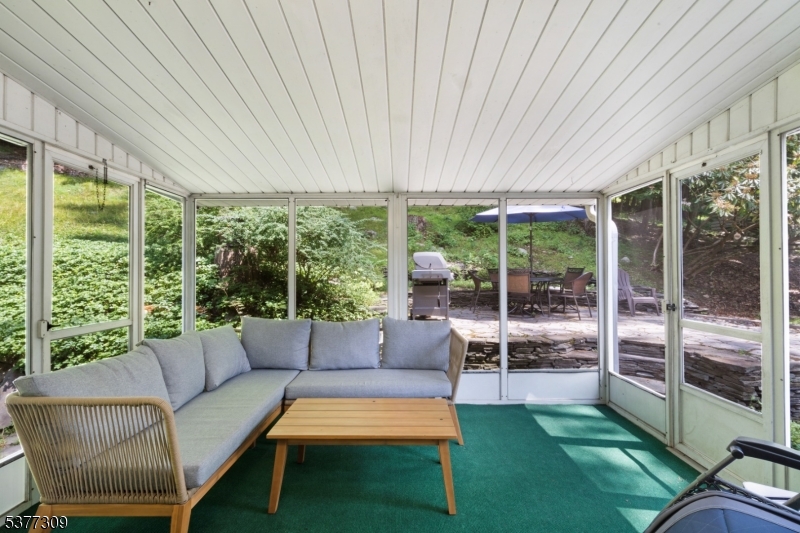 Sparta Twp., New Jersey, 07871, United States, 3 Bedrooms Bedrooms, ,2 BathroomsBathrooms,Residential,For Sale,1910998