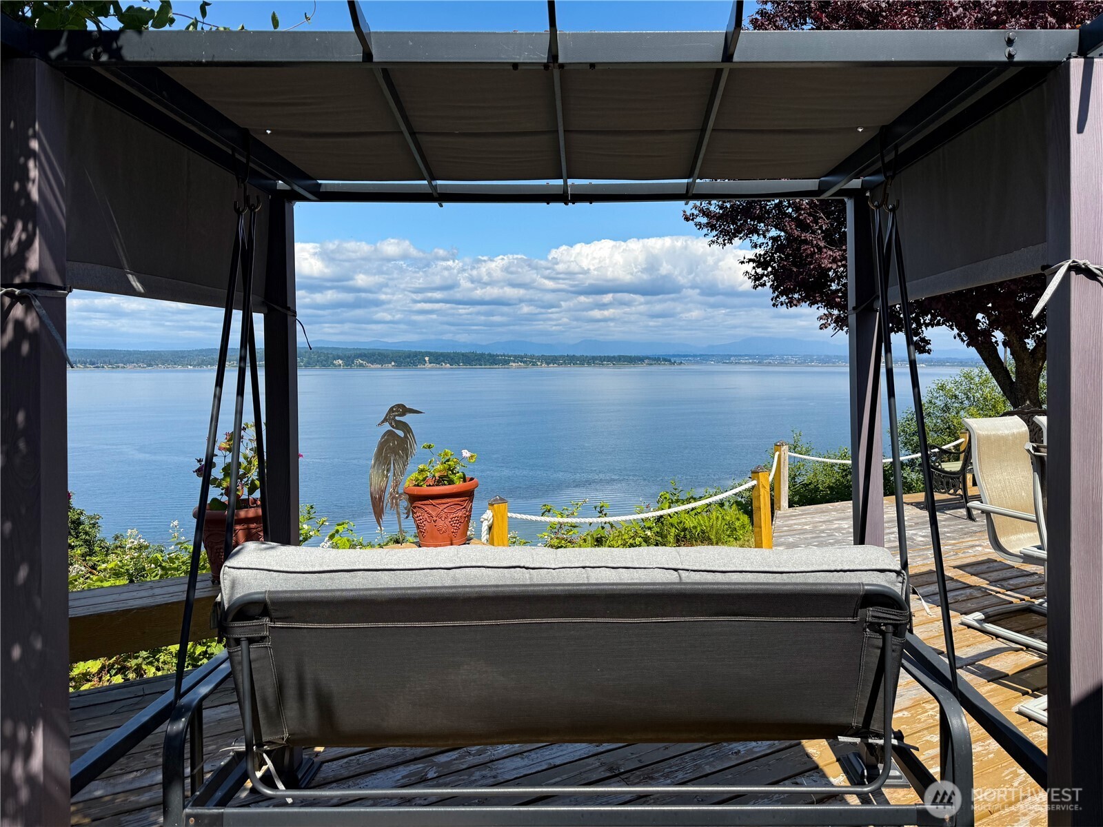 Hat Island, Washington, 98206, United States, 2 Bedrooms Bedrooms, ,1 BathroomBathrooms,Residential,For Sale,2006493