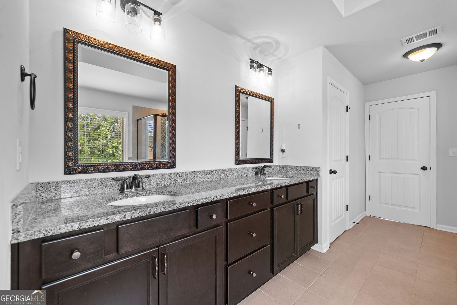 Kennesaw, Georgia, 30152, United States, 5 Bedrooms Bedrooms, ,4 BathroomsBathrooms,Residential,For Sale,1859019