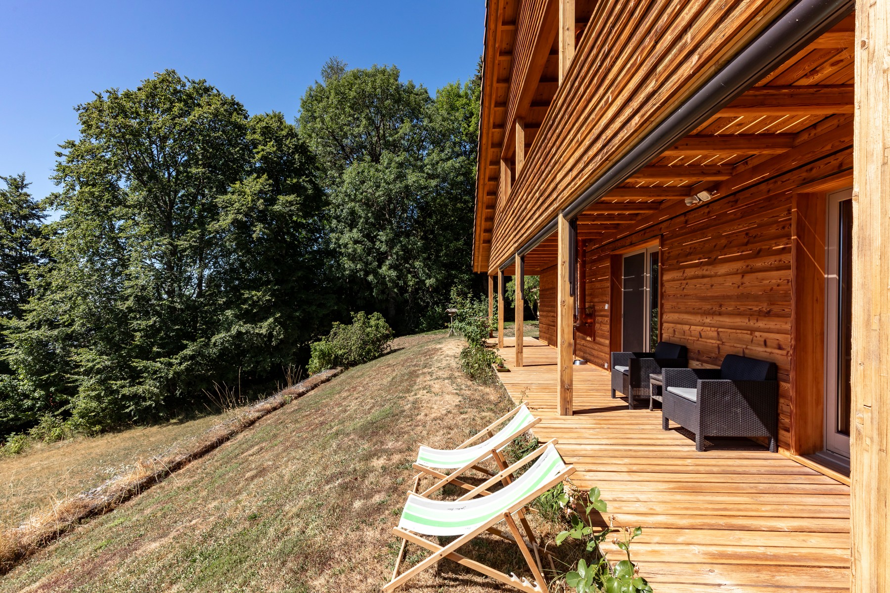 A rare property featuring two cottages and breathtaking lake views - 物件實景