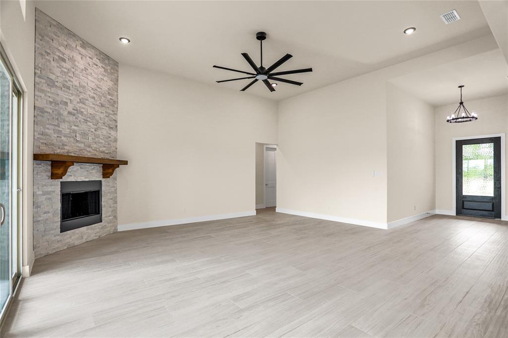 Celeste, Texas, 75423, United States, 4 Bedrooms Bedrooms, ,4 BathroomsBathrooms,Residential,For Sale,1882492