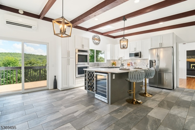 Kinnelon Boro, New Jersey, 07405, United States, 5 Bedrooms Bedrooms, ,4 BathroomsBathrooms,Residential,For Sale,1939062