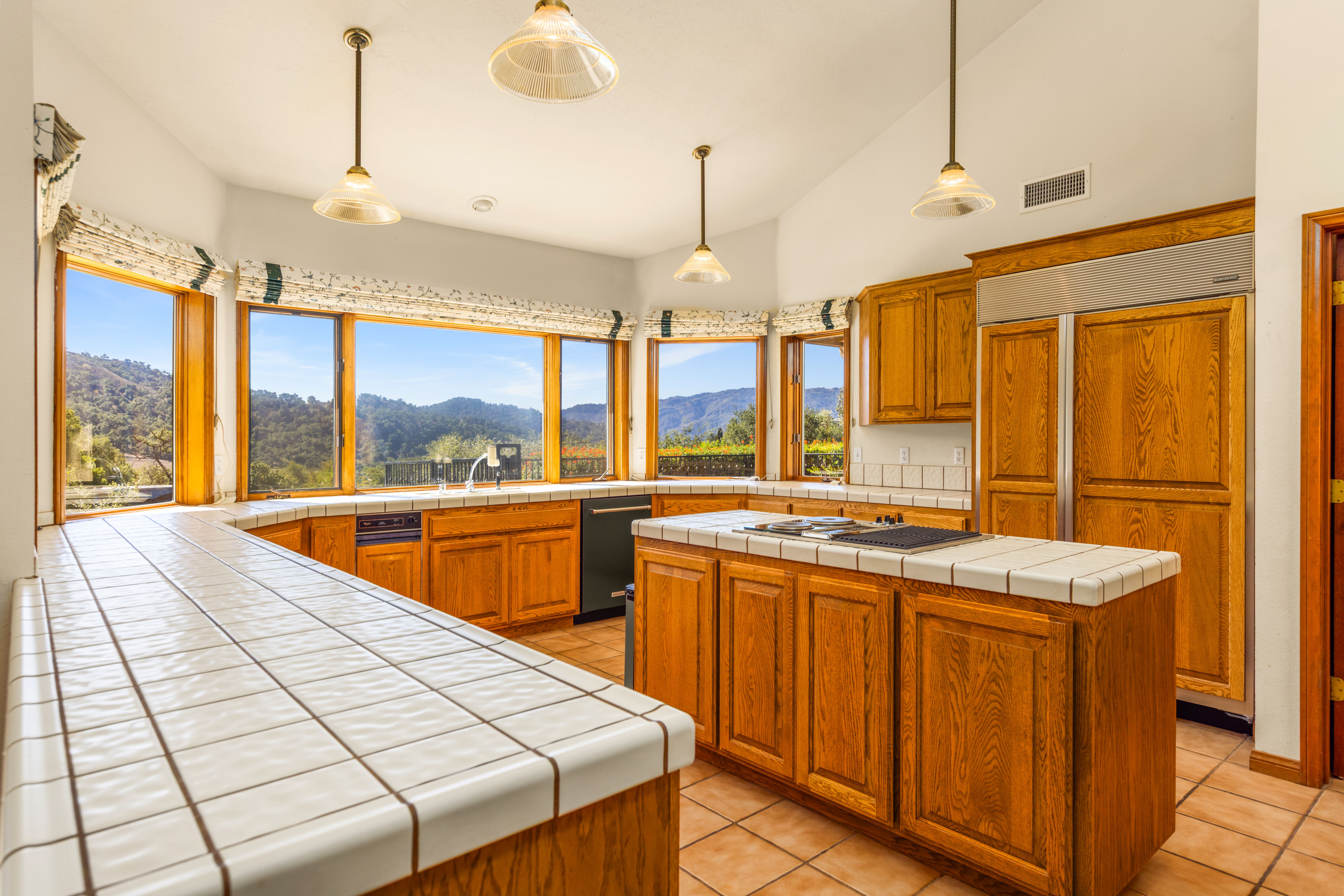  700 Thomas Street, Oak View, CA 93022 - 物件實景