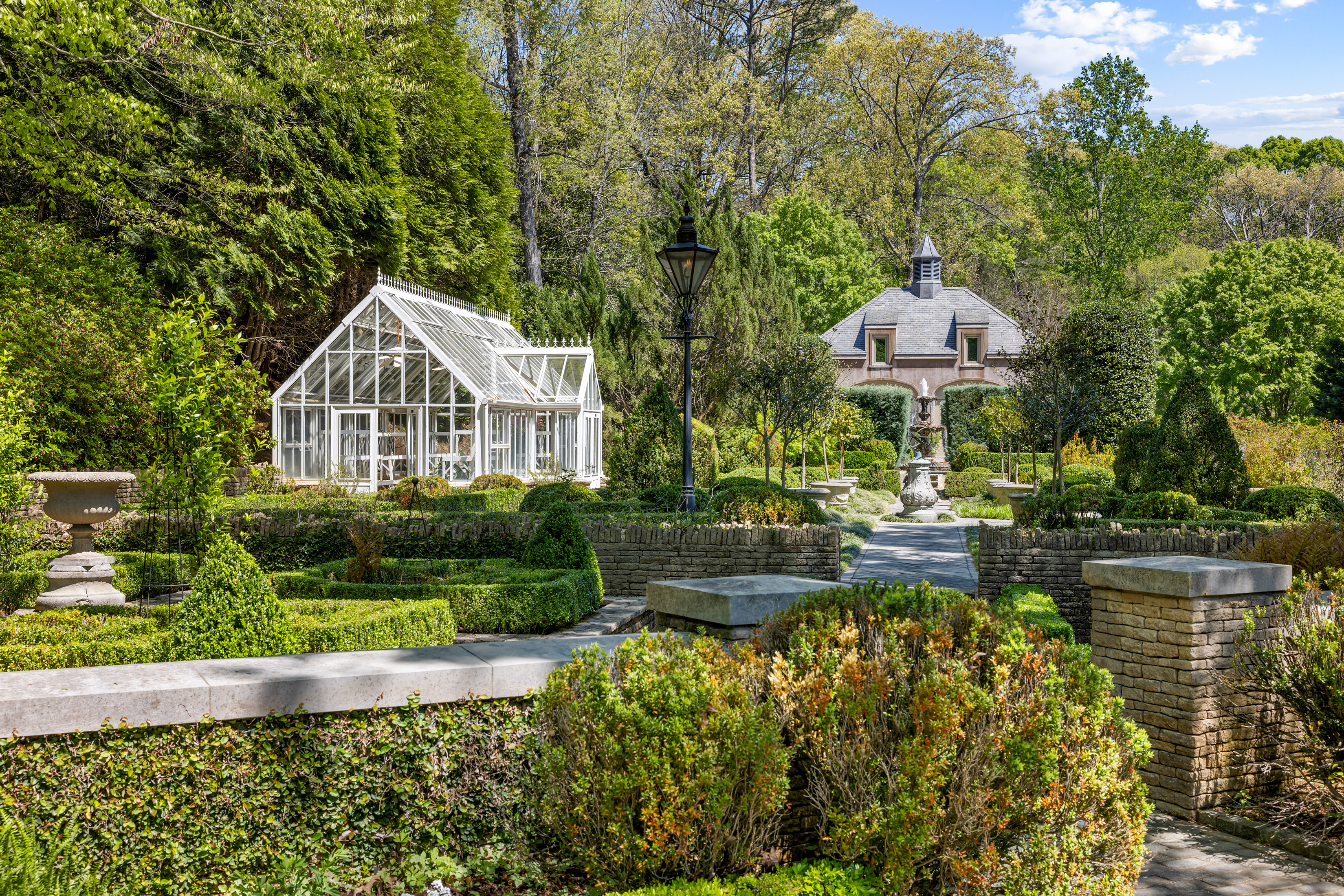  Woodbine: Grandeur and Privacy in the Heart of Buckhead - 物件實景
