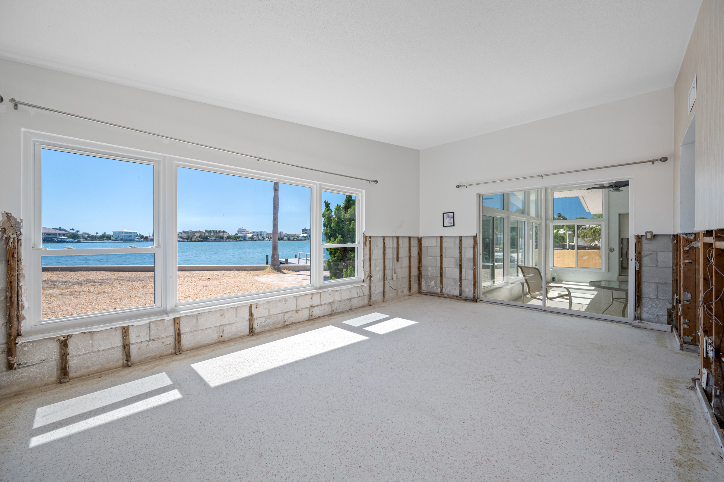 St Pete Beach, Florida, 33706, United States, 3 Bedrooms Bedrooms, ,3 BathroomsBathrooms,Residential,For Sale,1985733