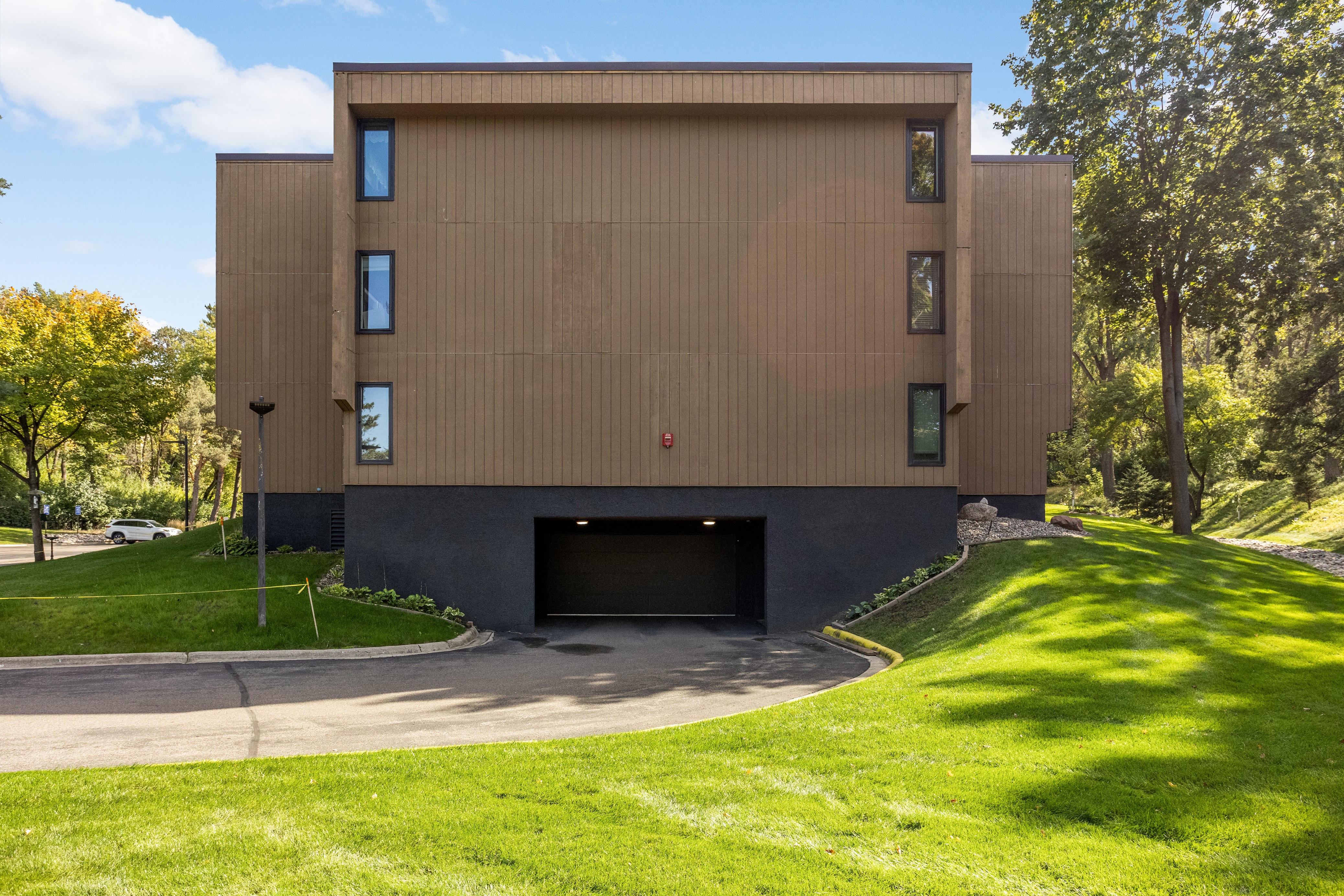  Effortless Single-Level Living in Burnsville - 物件實景