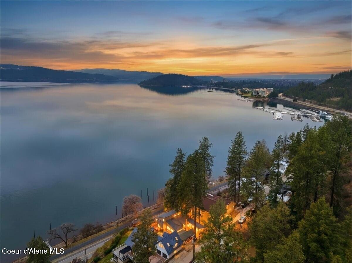 Coeur d'Alene, Idaho, 83814, United States, 3 Bedrooms Bedrooms, ,Residential,For Sale,2012334