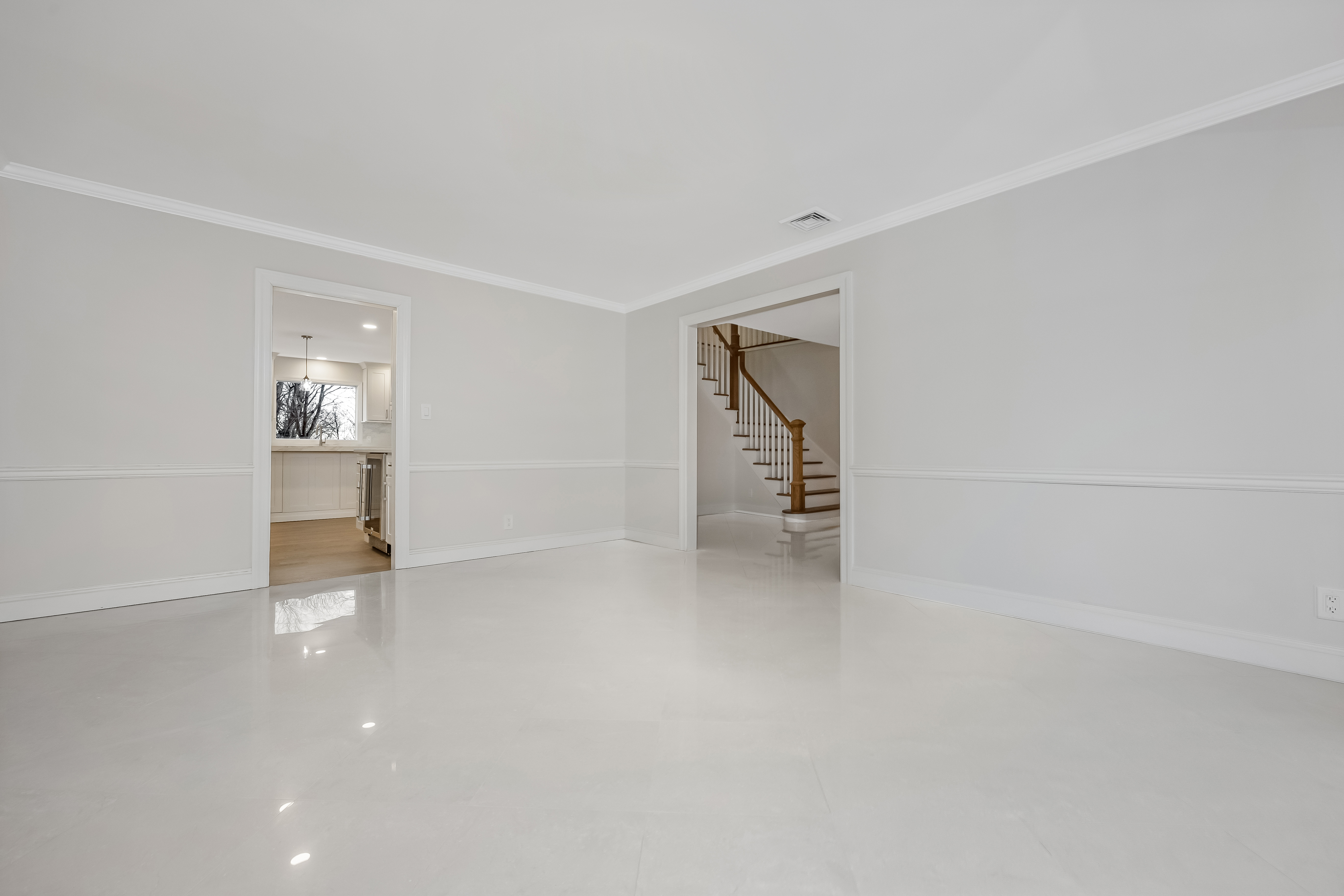 Brookville, New York, 11545, United States, 6 Bedrooms Bedrooms, ,7 BathroomsBathrooms,Residential,For Sale,2010042