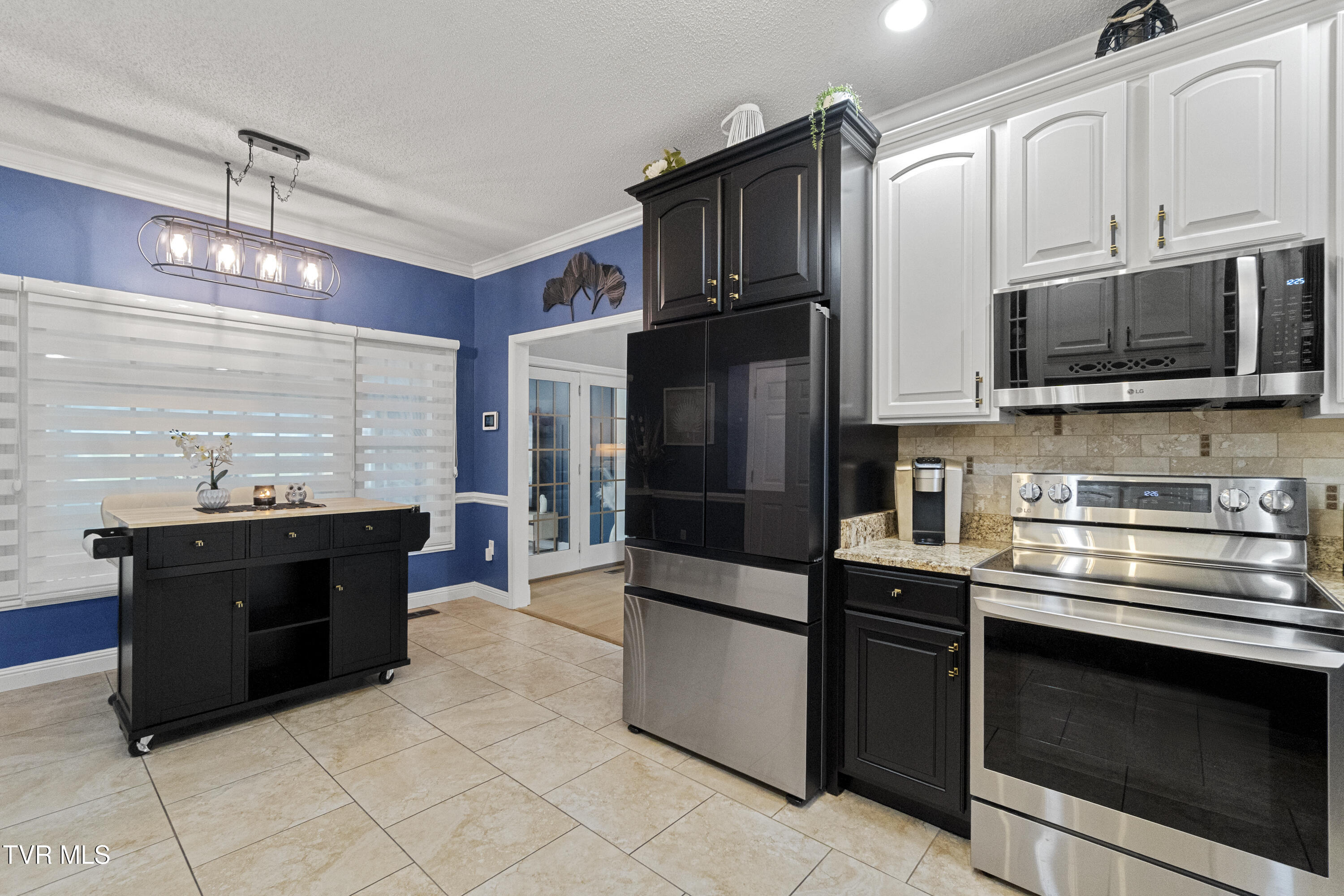 Kingsport, Tennessee, 37660, United States, 5 Bedrooms Bedrooms, ,4 BathroomsBathrooms,Residential,For Sale,2024666