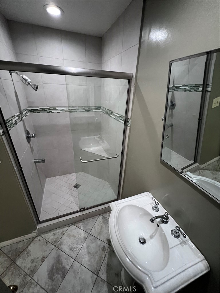 Culver City, California, 90230, United States, 2 Bedrooms Bedrooms, ,1 BathroomBathrooms,Residential,For Sale,1902529