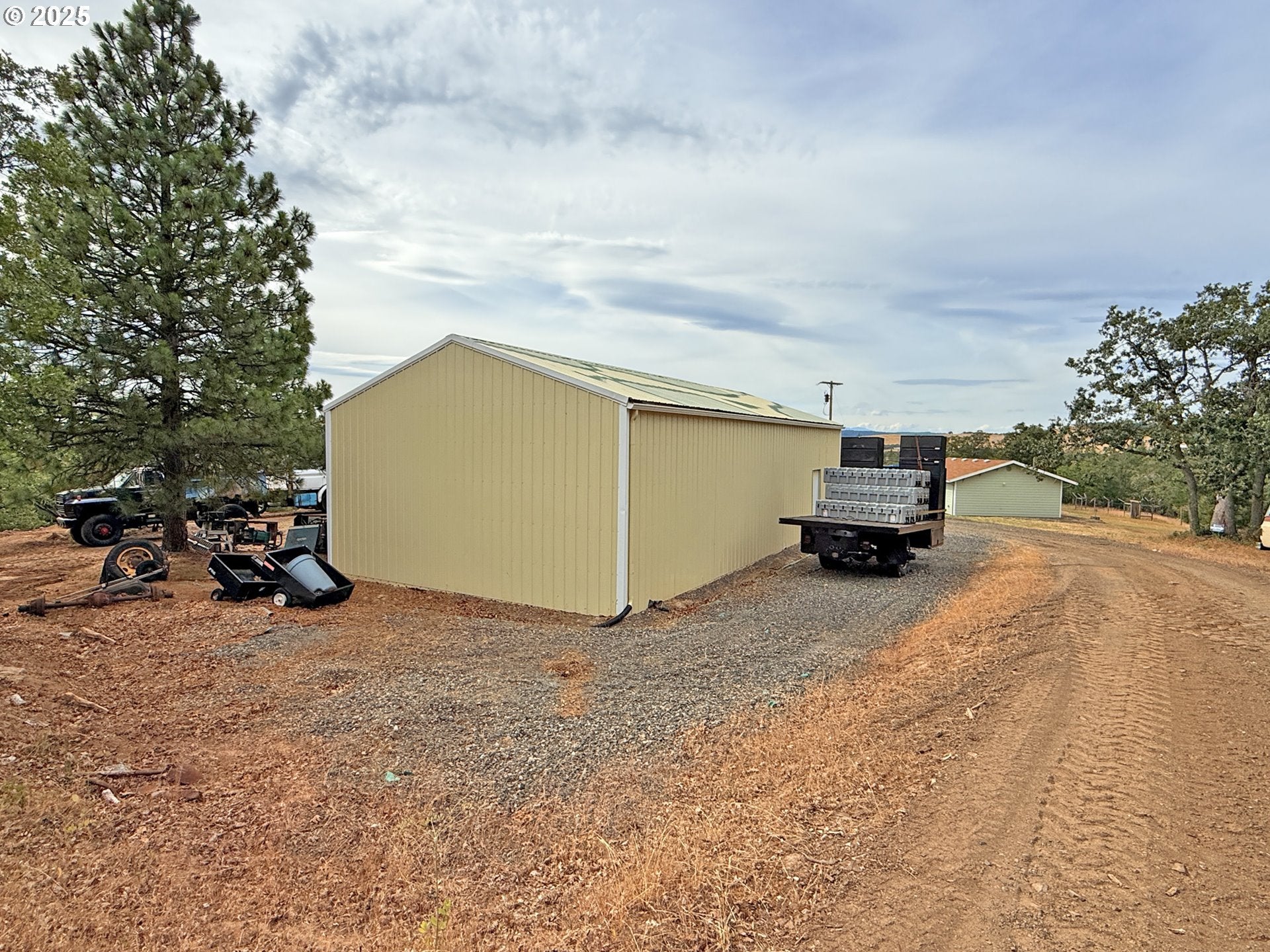 Lyle, Washington, 98635, United States, 3 Bedrooms Bedrooms, ,2 BathroomsBathrooms,Residential,For Sale,1875194