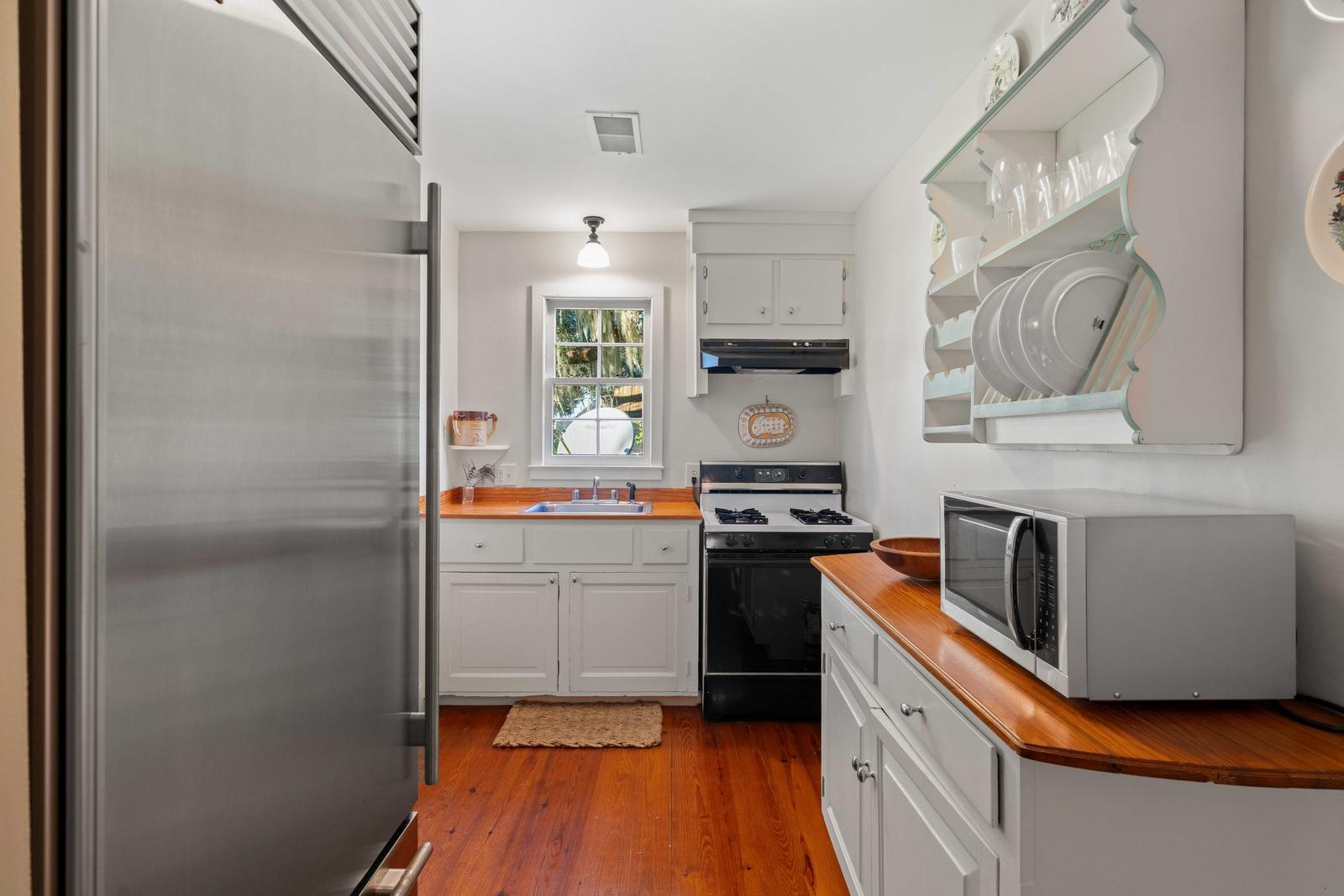 Yemassee, South Carolina, 29945, United States, 6 Bedrooms Bedrooms, ,7 BathroomsBathrooms,Residential,For Sale,1989284