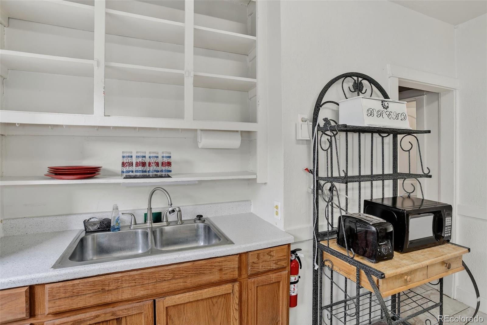 Denver, Colorado, 80204, United States, 4 Bedrooms Bedrooms, ,Residential,For Sale,1934462
