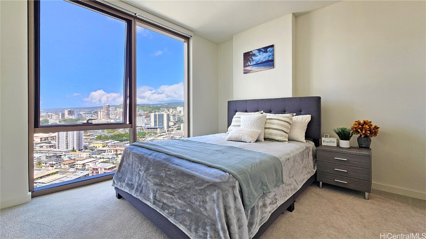 Honolulu, Hawaii, 96814, United States, 2 Bedrooms Bedrooms, ,2 BathroomsBathrooms,Residential,For Sale,1699927