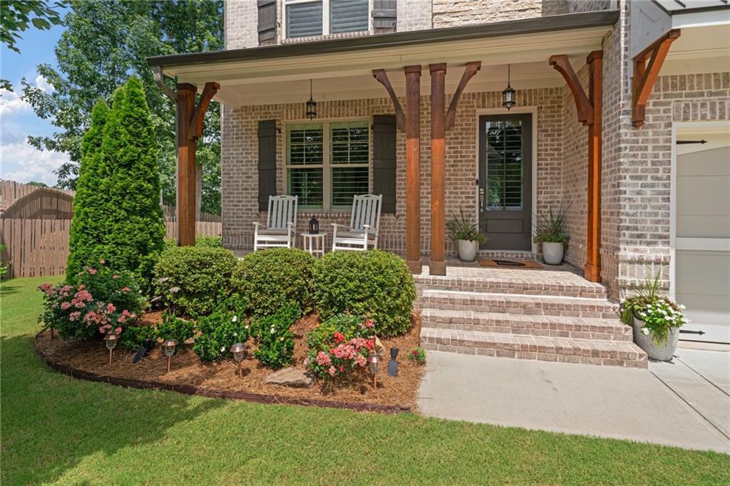 Alpharetta, Georgia, 30022, United States, 6 Bedrooms Bedrooms, ,6 BathroomsBathrooms,Residential,For Sale,1900569