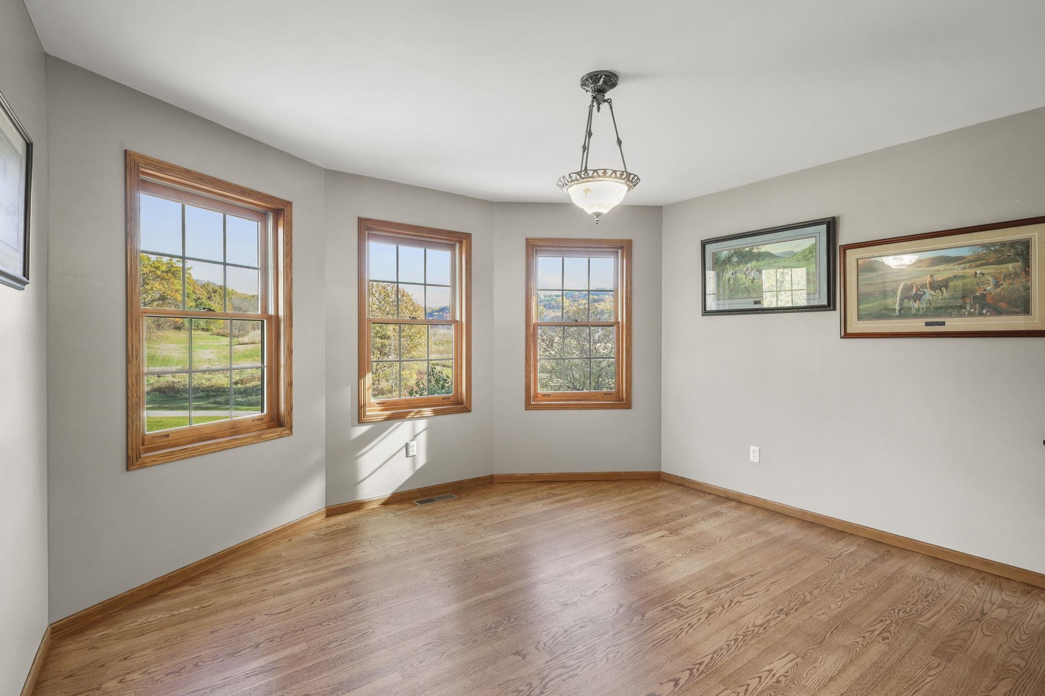 Barneveld, Wisconsin, 53507, United States, 3 Bedrooms Bedrooms, ,4 BathroomsBathrooms,Residential,For Sale,1986114