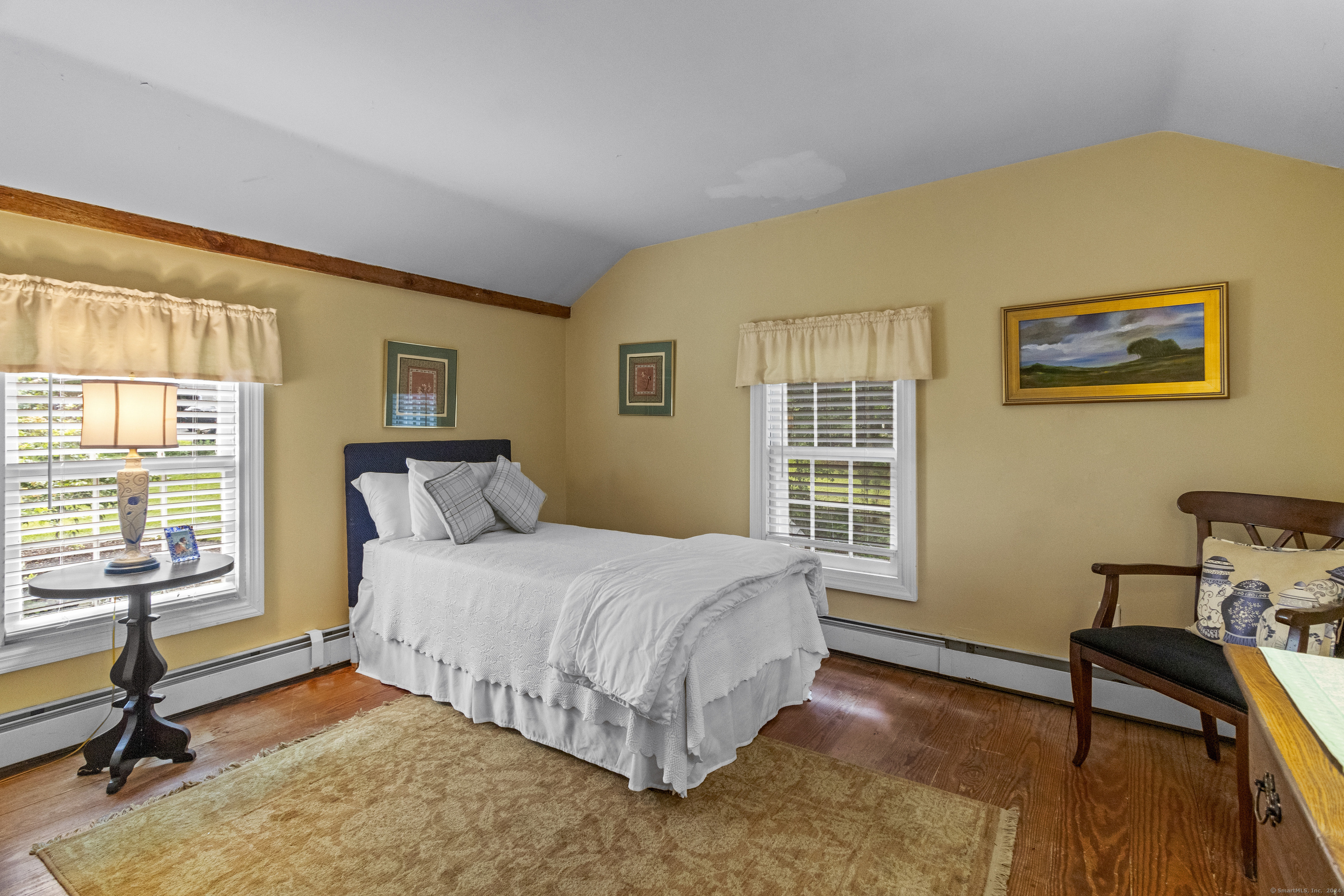 Newtown, Connecticut, 06482, United States, 3 Bedrooms Bedrooms, ,2 BathroomsBathrooms,Residential,For Sale,1828428