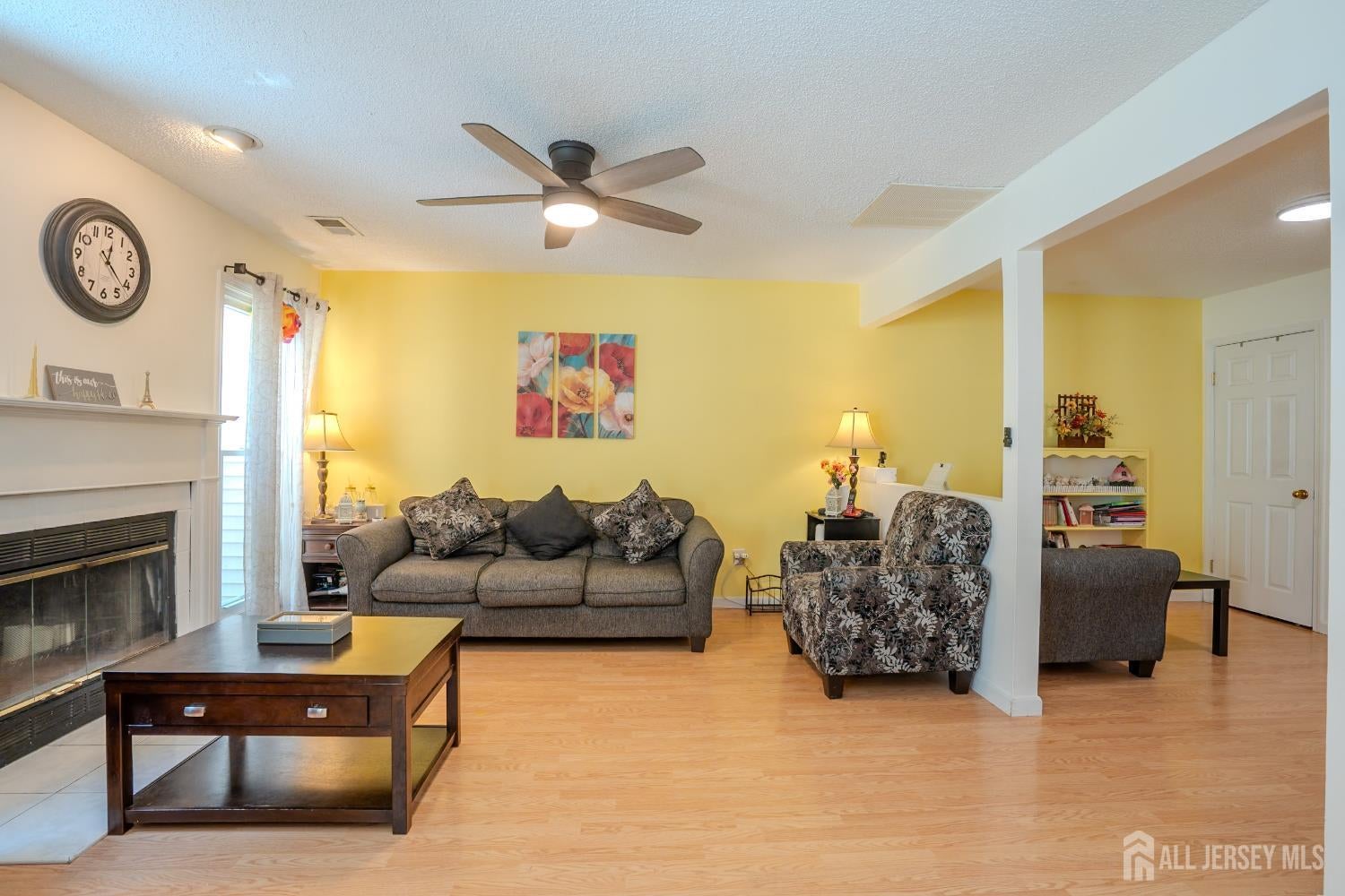 East Brunswick, New Jersey, 08816, United States, 3 Bedrooms Bedrooms, ,3 BathroomsBathrooms,Residential,For Sale,1938426