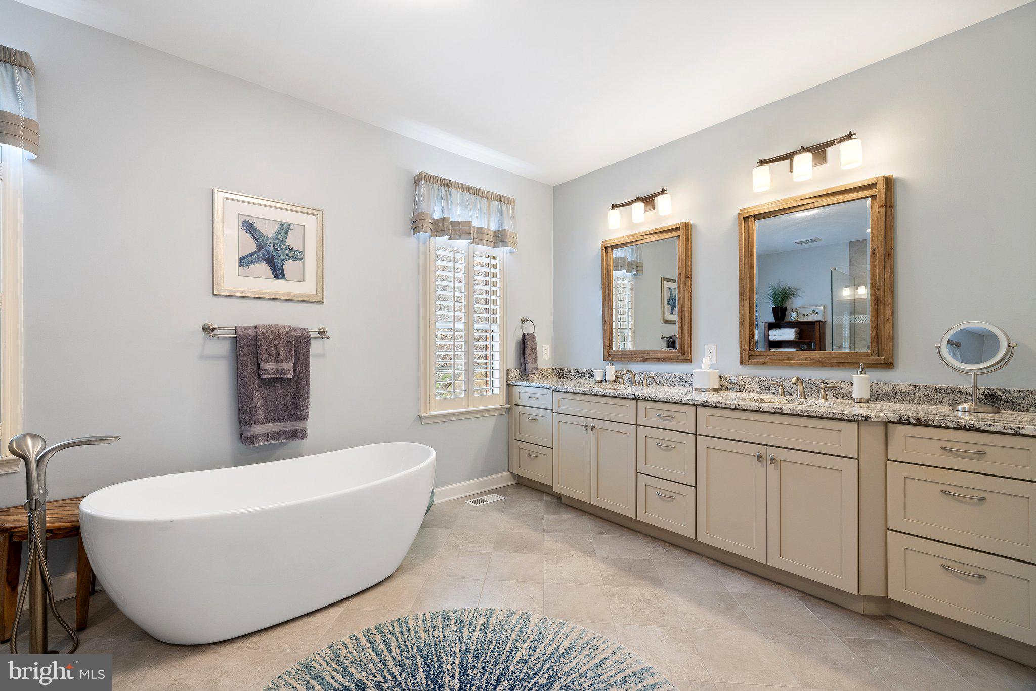 Warrenton, Virginia, 20186, United States, 6 Bedrooms Bedrooms, ,6 BathroomsBathrooms,Residential,For Sale,1914249