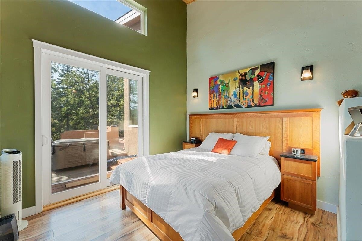 Weed, California, 96094, United States, 4 Bedrooms Bedrooms, ,3 BathroomsBathrooms,Residential,For Sale,2038321
