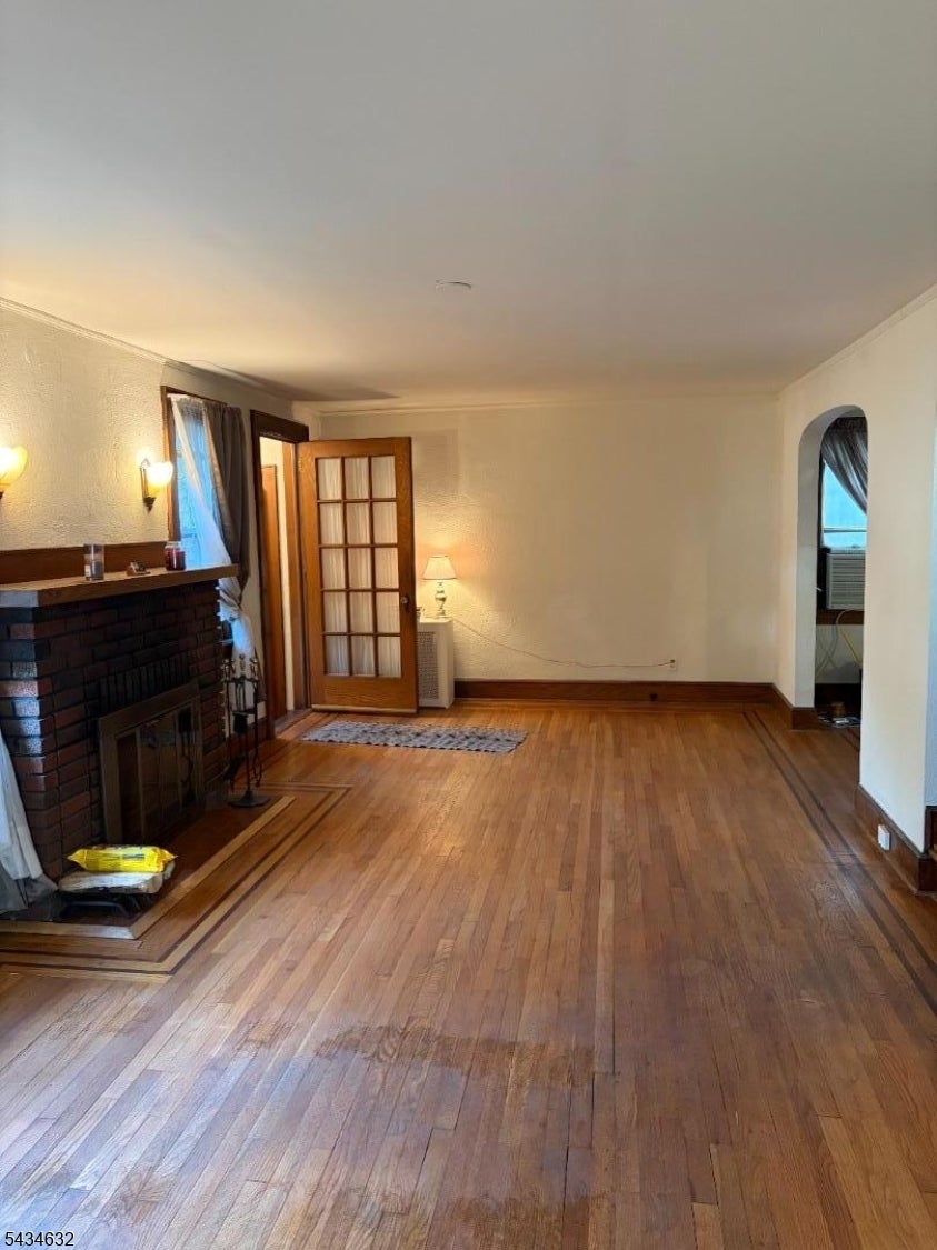 Bloomfield Twp., New Jersey, 07003, United States, 3 Bedrooms Bedrooms, ,1 BathroomBathrooms,Residential,For Sale,2048064