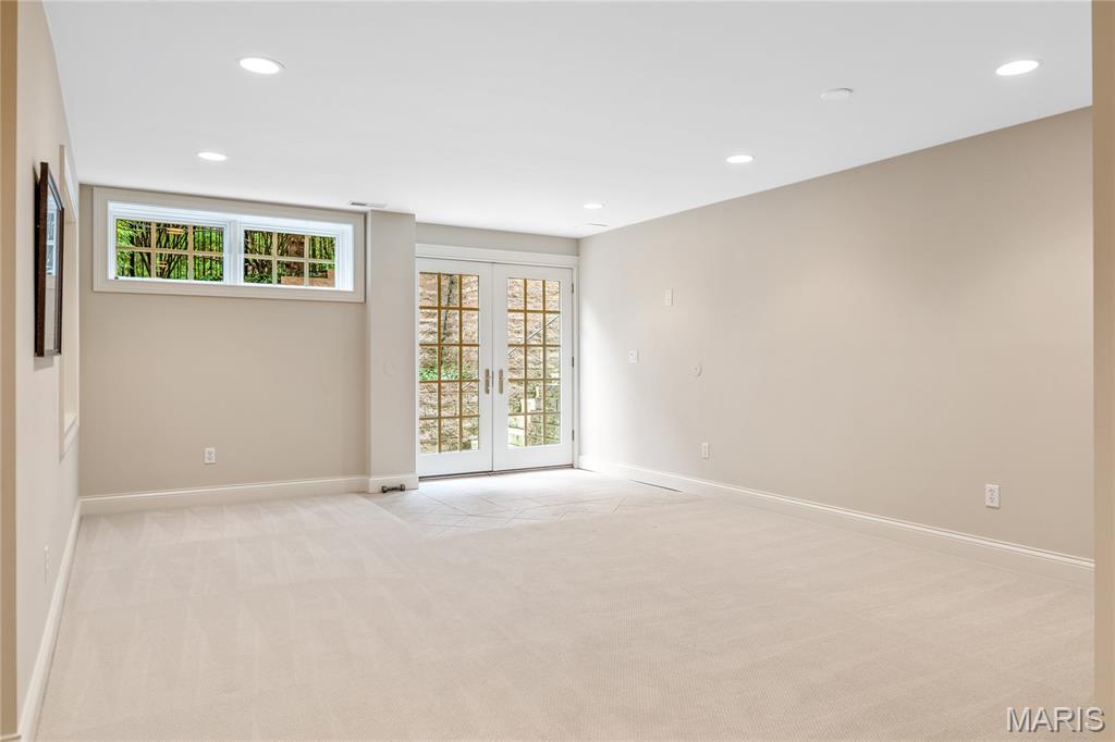 Town and Country, Missouri, 63141, United States, 5 Bedrooms Bedrooms, ,7 BathroomsBathrooms,Residential,For Sale,1966685