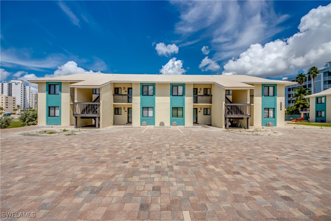 Fort Myers Beach, Florida, 33931, United States, 2 Bedrooms Bedrooms, ,2 BathroomsBathrooms,Residential,For Sale,1981838