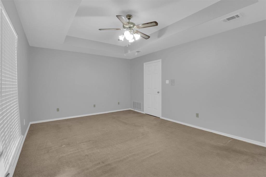 Highland Village, Texas, 75077, United States, 4 Bedrooms Bedrooms, ,2 BathroomsBathrooms,Residential,For Sale,1928390