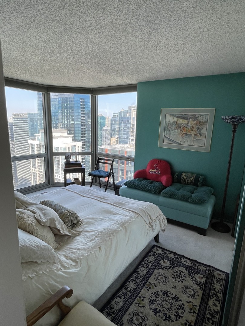 Chicago, Illinois, 60601, United States, 2 Bedrooms Bedrooms, ,2 BathroomsBathrooms,Residential,For Sale,1794745