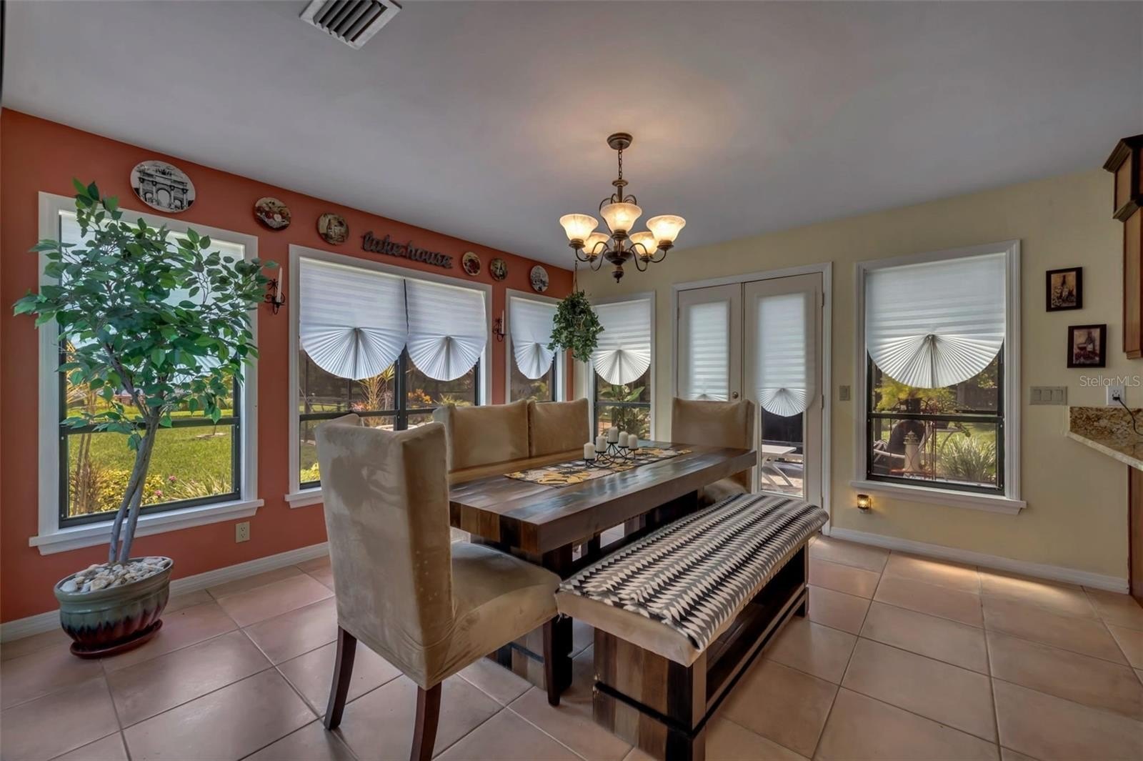 DELTONA, Florida, 32725, United States, 5 Bedrooms Bedrooms, ,3 BathroomsBathrooms,Residential,For Sale,1983219