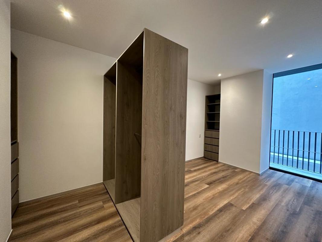 Rio Rhin, Cuauhtémoc, Ciudad de México, 06500, Mexico, 2 Bedrooms Bedrooms, ,2 BathroomsBathrooms,Residential,For Sale,Rio Rhin,1444001