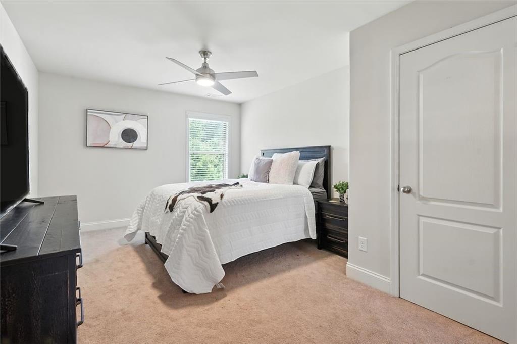 Atlanta, Georgia, 30331, United States, 5 Bedrooms Bedrooms, ,4 BathroomsBathrooms,Residential,For Sale,1933475